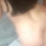 Jovencita haciendo anal en el baño