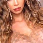 Romina Malaspina Hot. Lo hizo de nuevo vestido con transparencia