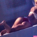 SHAKIRA Nude Photos Sex Scene Videos