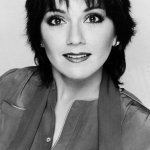 Joyce Dewitt