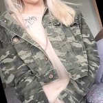 Kinky blonde squirt In cup