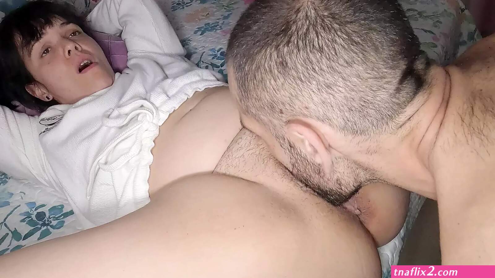 Son cum in moms pussy